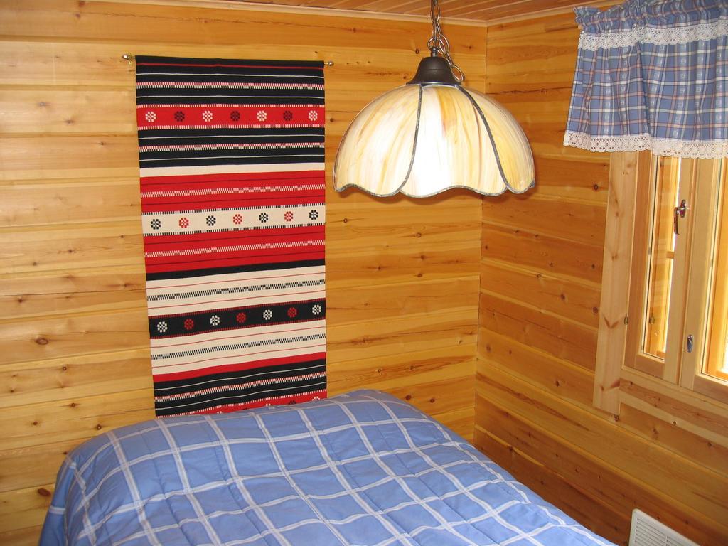 Ukonloma Haerkaelampi Villa Rovaniemi Luaran gambar